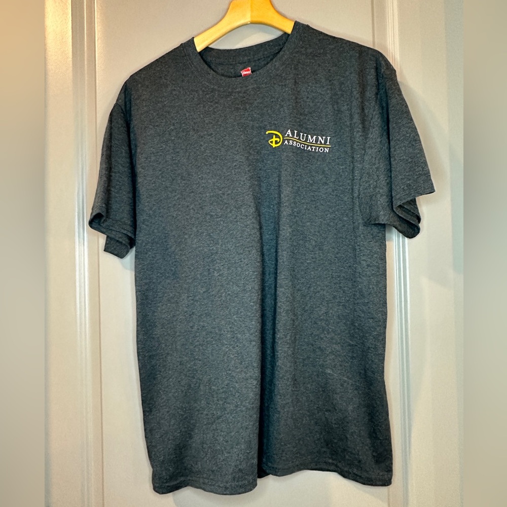 Disney College Program Alumni T-shirt Men’s Large